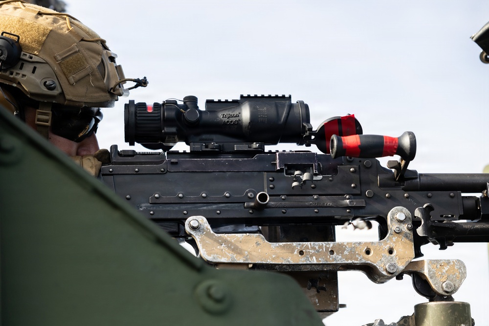 11th MEU Marines, Sailors Conduct M240B Machine Gun Live Fire Aboard USS Comstock
