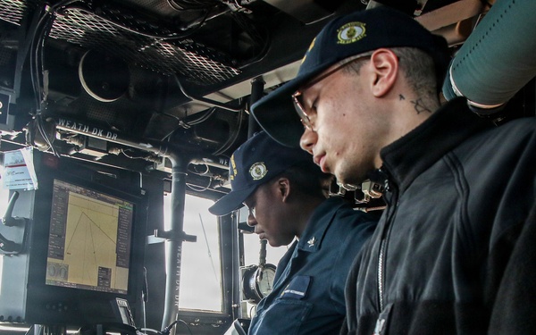 Frank E. Petersen Jr. Conducts Replenishment-at-Sea