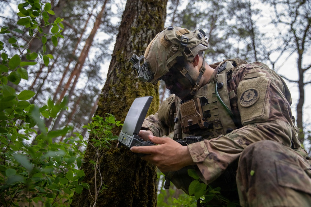 2nd Cavalry Regiment, U.K. Parachute Regiment conduct training operations during Project Flytrap