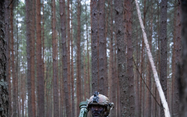 2nd Cavalry Regiment, U.K. Parachute Regiment conduct training operations during Project Flytrap