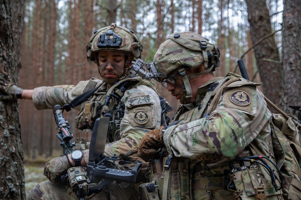2nd Cavalry Regiment, U.K. Parachute Regiment conduct training operations during Project Flytrap