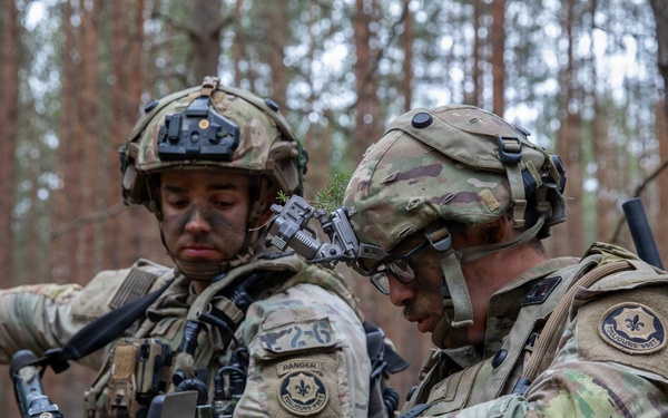 2nd Cavalry Regiment, U.K. Parachute Regiment conduct training operations during Project Flytrap