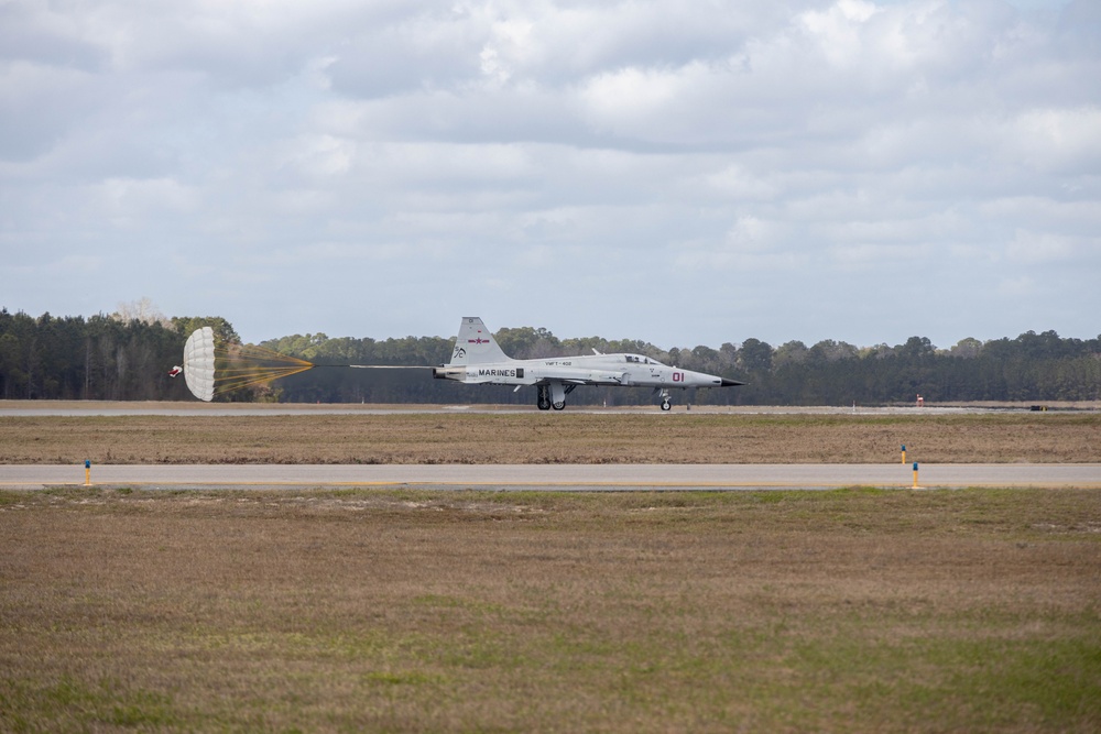 VMFT-402 Conducts Inaugural Flight at MCAS Beaufort