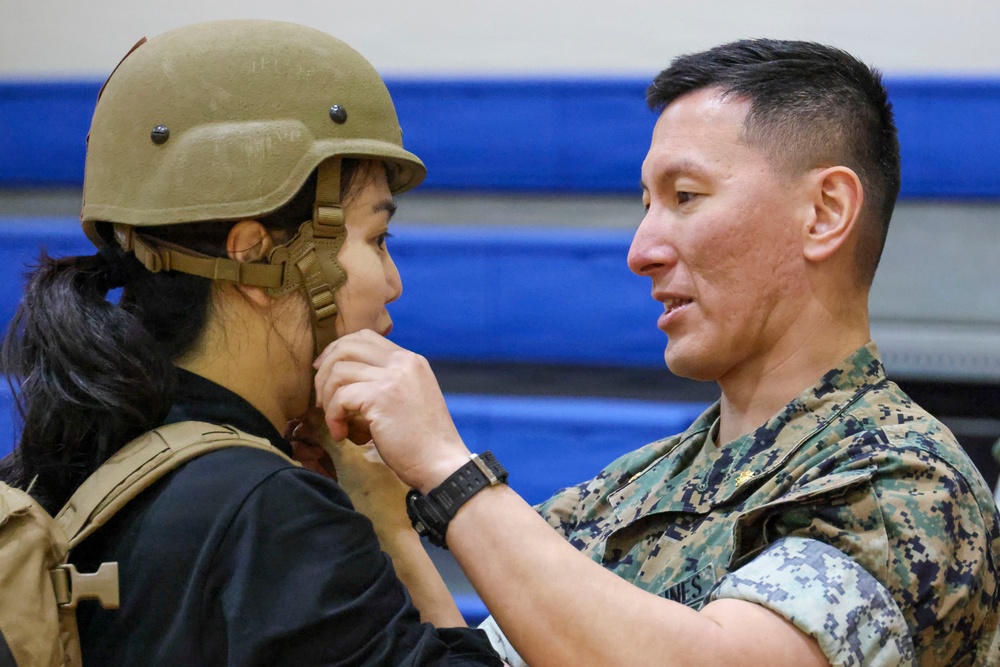 MARFORK, ROK Marine Corps spouses participate in Jane and John Wayne Day