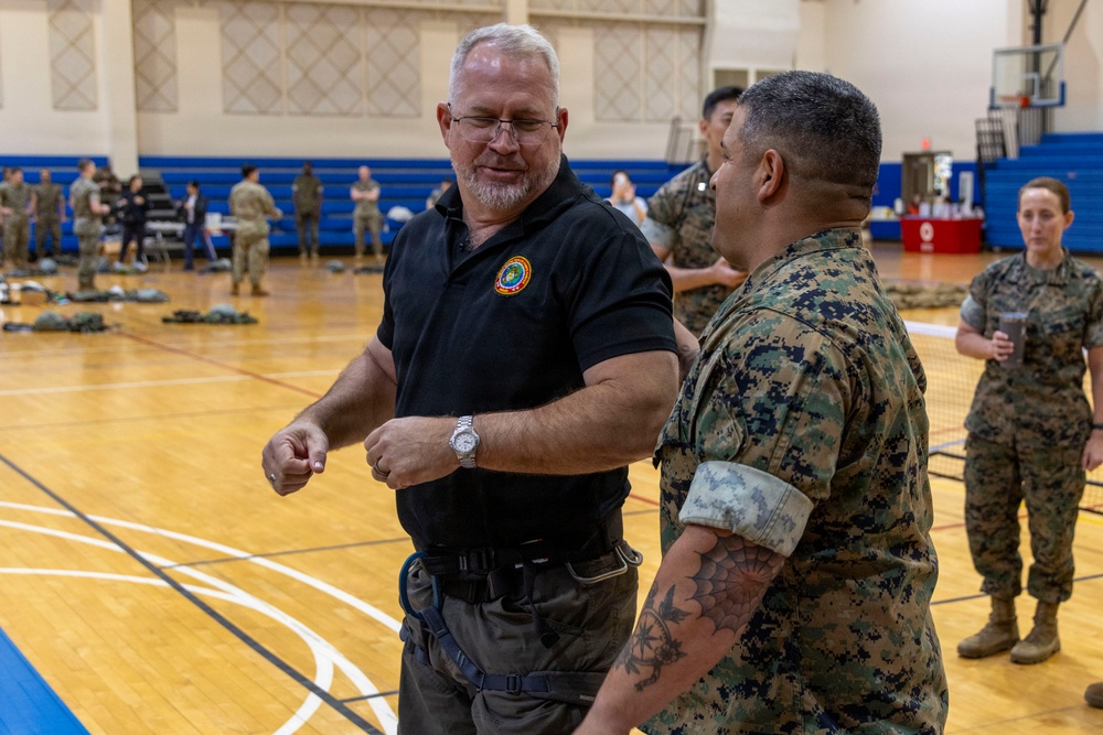 MARFORK, ROK Marine Corps spouses participate in Jane and John Wayne Day