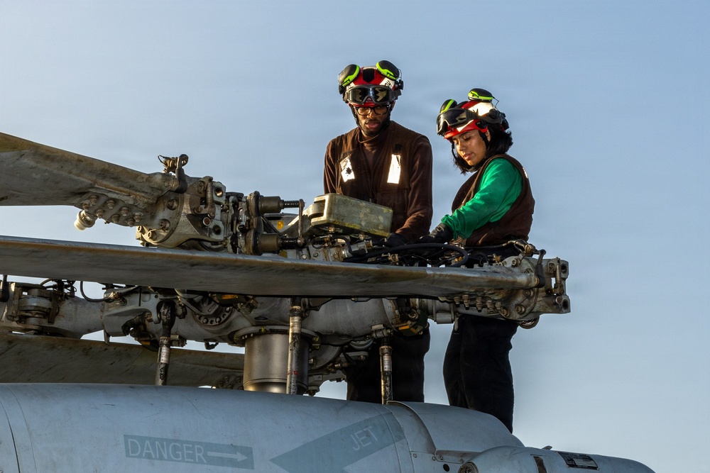 Aircraft Maintenance aboard USS George H.W. Bush (CVN 77)