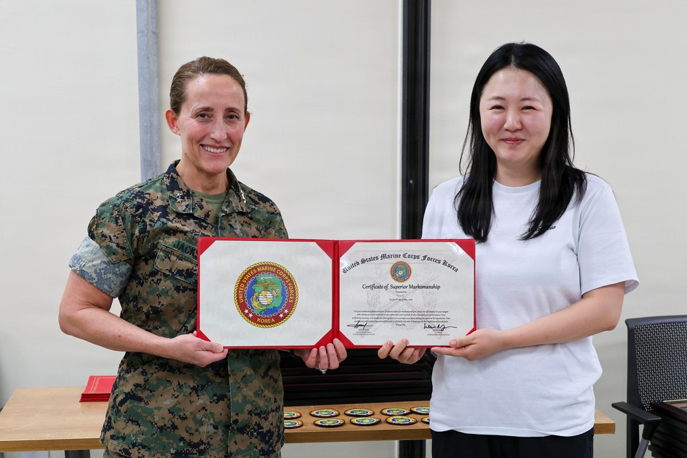 MARFORK, ROK Marine Corps spouses participate in Jane and John Wayne Day