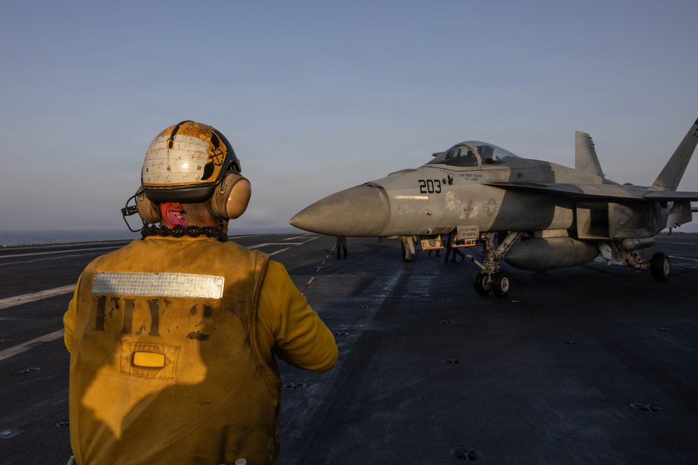 Flight Operations aboard USS George H.W. Bush (CVN 77)