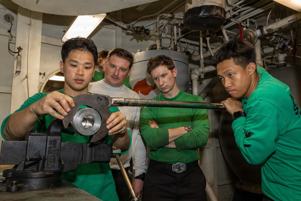 General Maintenance aboard USS George H.W. Bush (CVN 77)