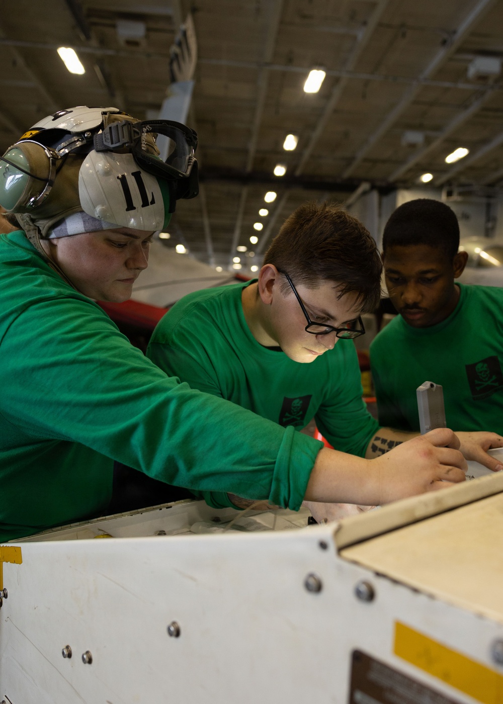 Aircraft Maintenance aboard USS George H.W. Bush (CVN 77)