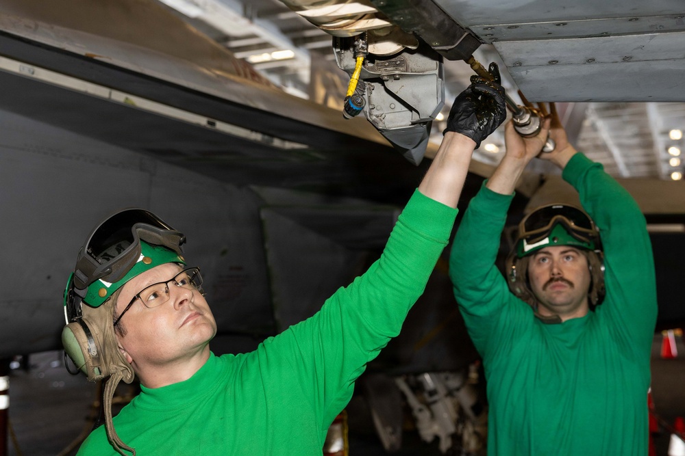 Aircraft Maintenance aboard USS George H.W. Bush (CVN 77)