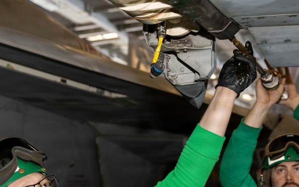 Aircraft Maintenance aboard USS George H.W. Bush (CVN 77)