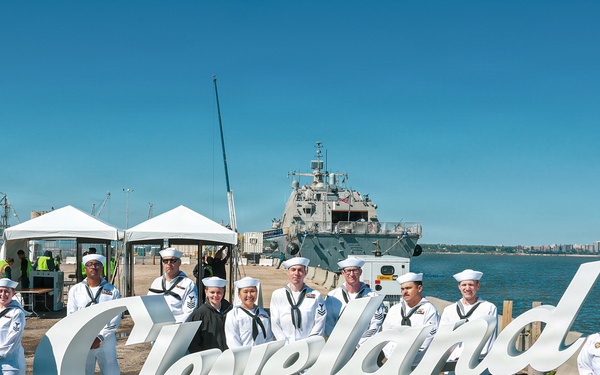 Sailors aboard future LCS 31 participate in a community day ahead of the upcoming commissioning ceremony