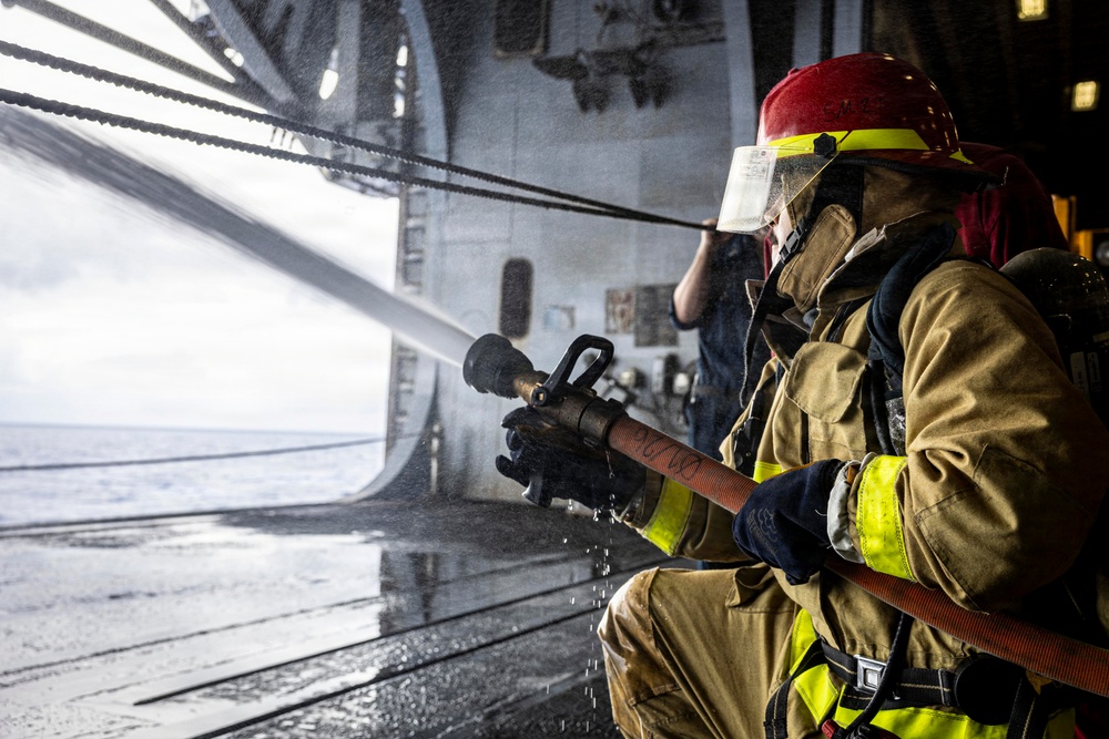 USS Iwo Jima Conducts Damage Control Training