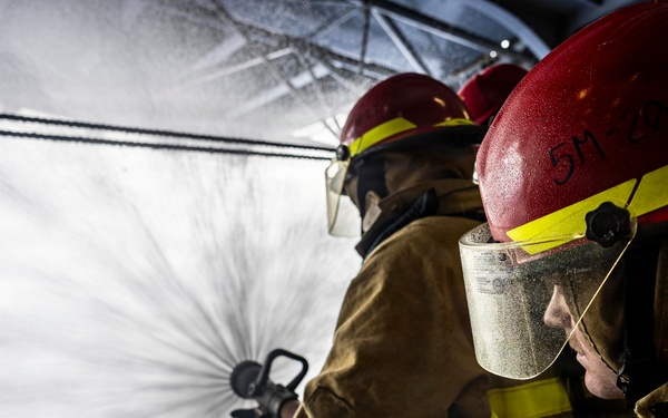 USS Iwo Jima Conducts Damage Control Training