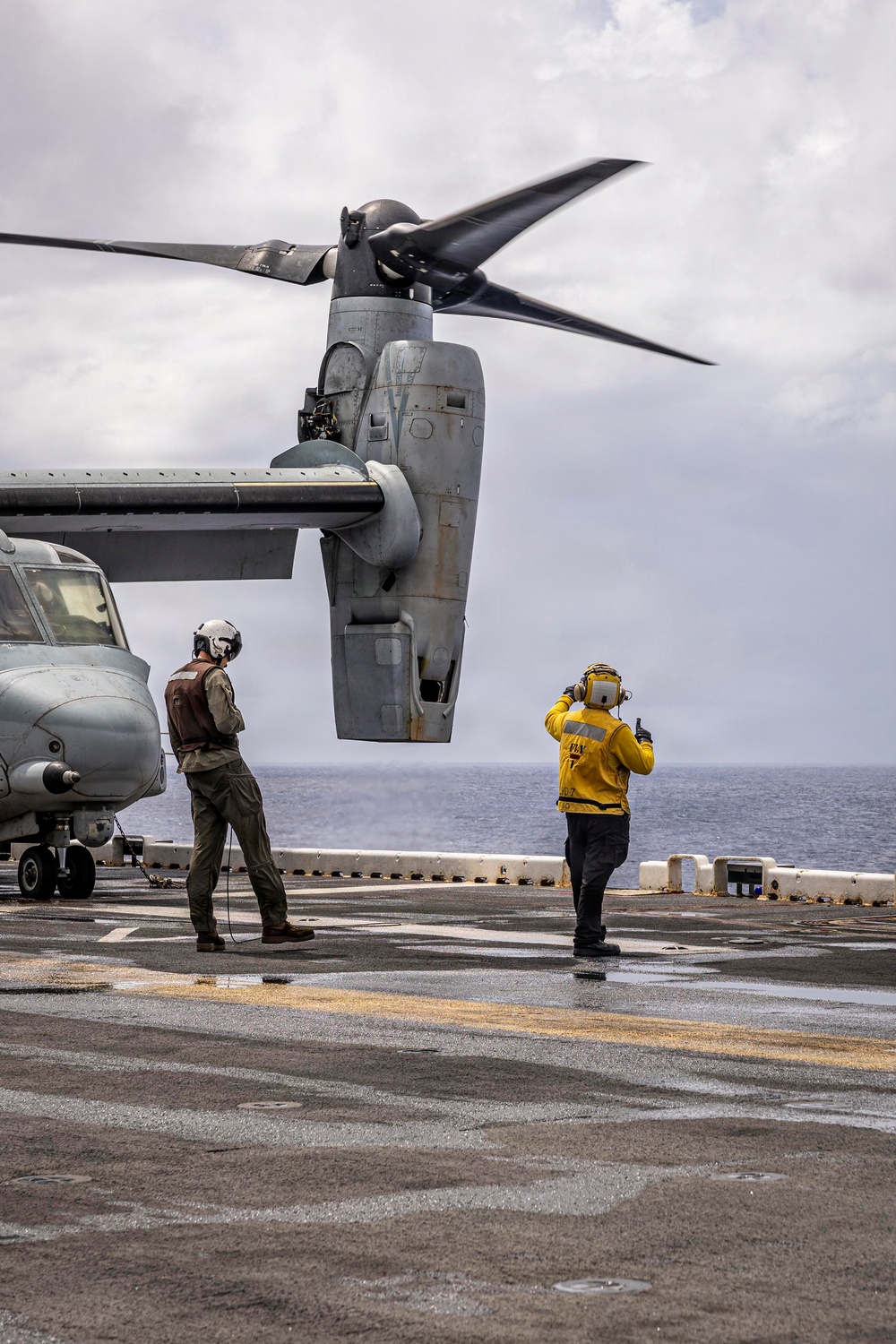 USS Iwo Jima Conducts Flight Operations