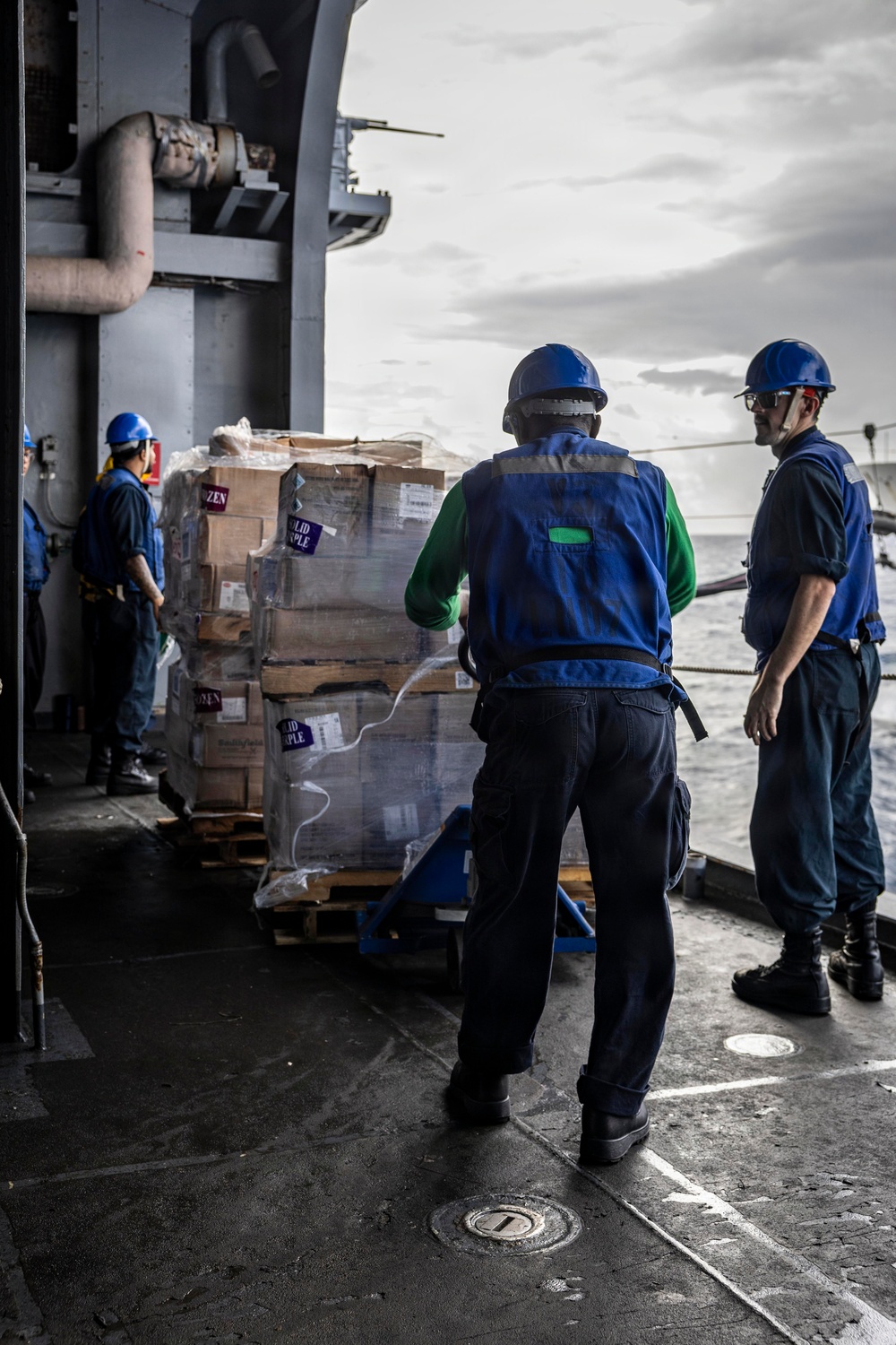 USS Iwo Jima Conducts a Replenishment-at-Sea