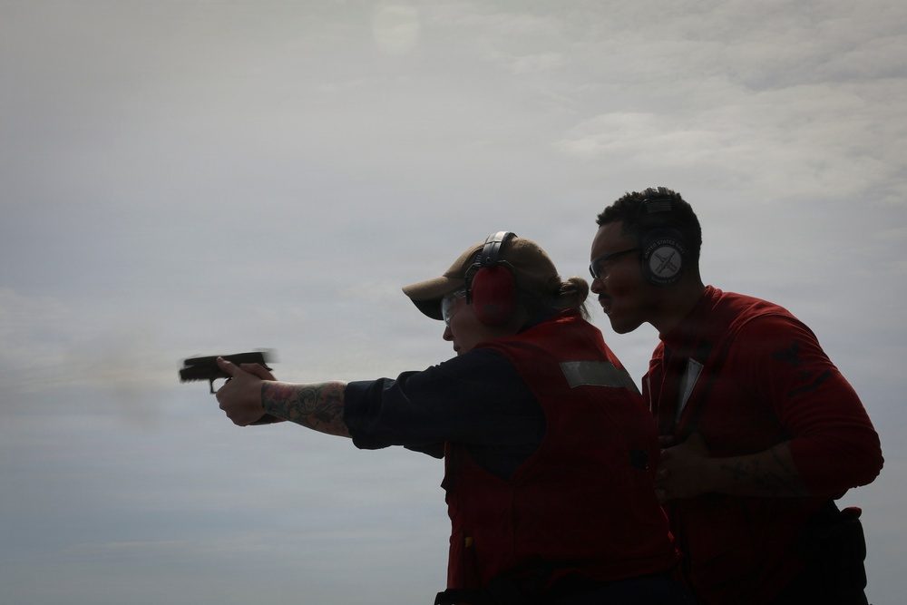 Kearsarge Sailors Participate in Gun Shoot