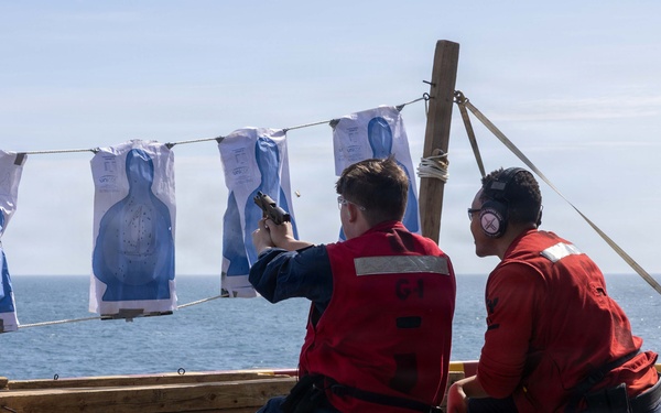 USS Kearsarge Conducts Small-Arm Live Fire Excercise