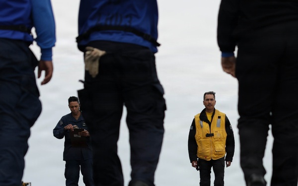 Kearsarge Conducts FOD Walkdown