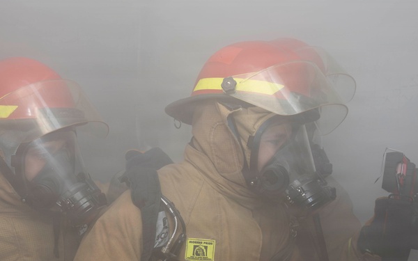 Kearsarge Conducts Firefighting Training