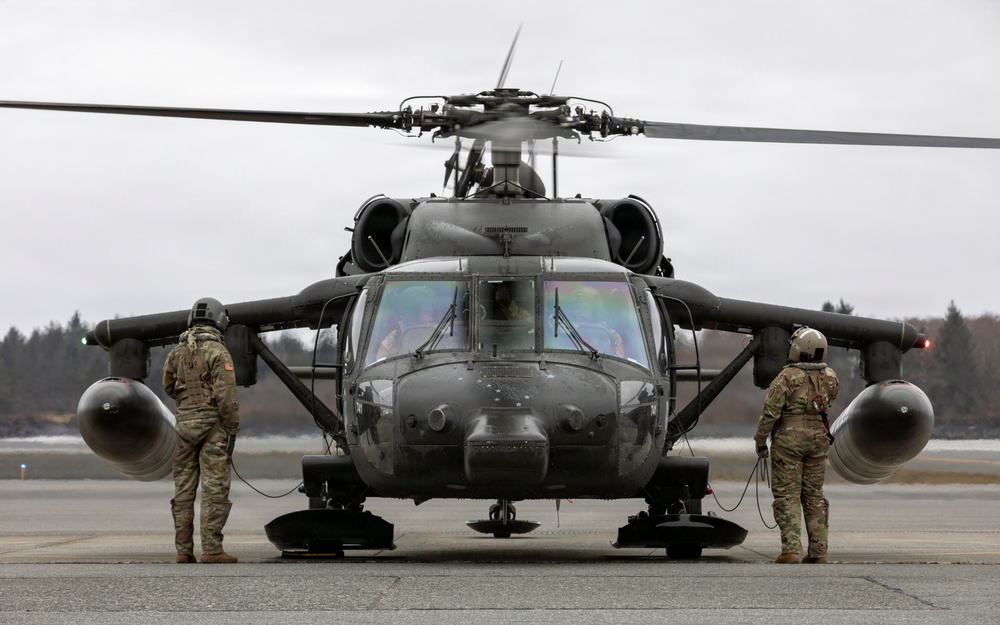 Army Guardsmen partner with Coast Guard and civilian rescue personnel during SAREX 2026