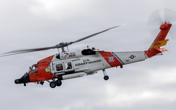 Army Guardsmen partner with Coast Guard and civilian rescue personnel during SAREX 2026