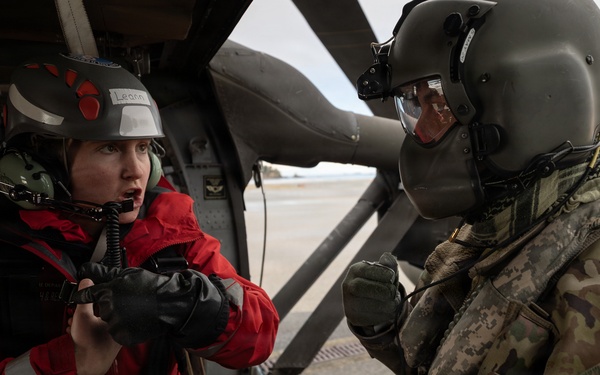 Army Guardsmen partner with Coast Guard and civilian rescue personnel during SAREX 2026