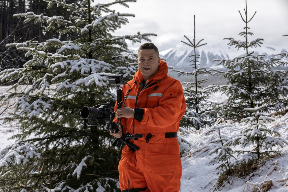 Army Guardsmen partner with Coast Guard and civilian rescue personnel during SAREX 2026