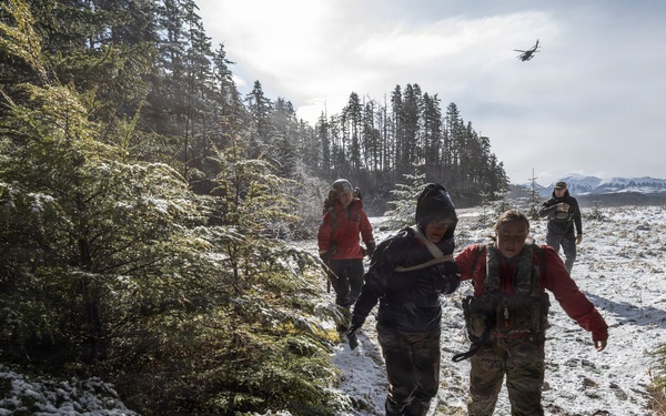 Army Guardsmen partner with Coast Guard and civilian rescue personnel during SAREX 2026