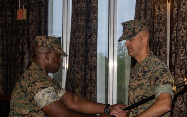 Sgt. Maj. Richburg relinquishes post during MWHS-1 relief and appointment