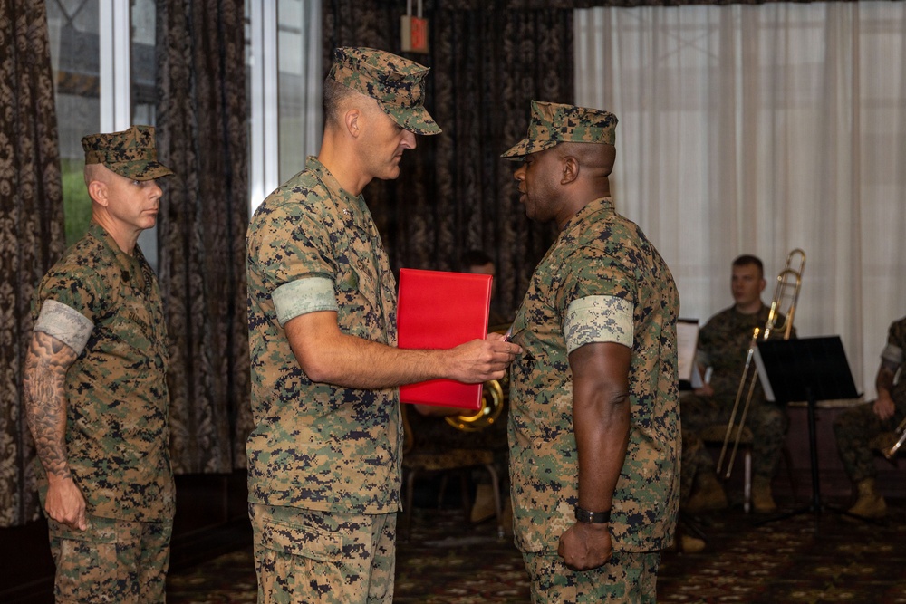 Sgt. Maj. Richburg relinquishes post during MWHS-1 relief and appointment