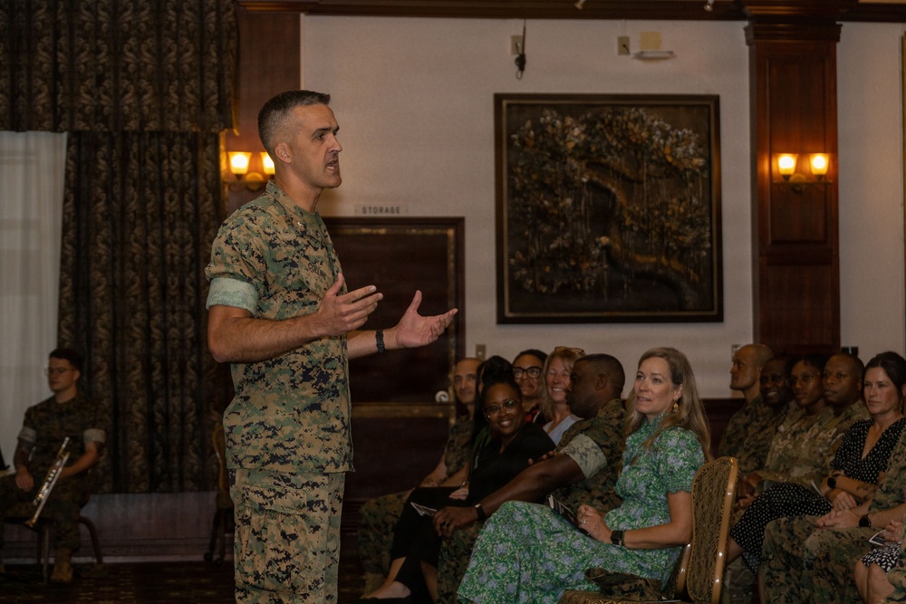 Sgt. Maj. Richburg relinquishes post during MWHS-1 relief and appointment