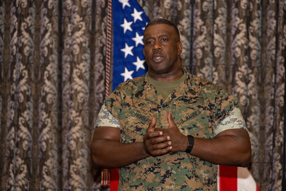 Sgt. Maj. Richburg relinquishes post during MWHS-1 relief and appointment