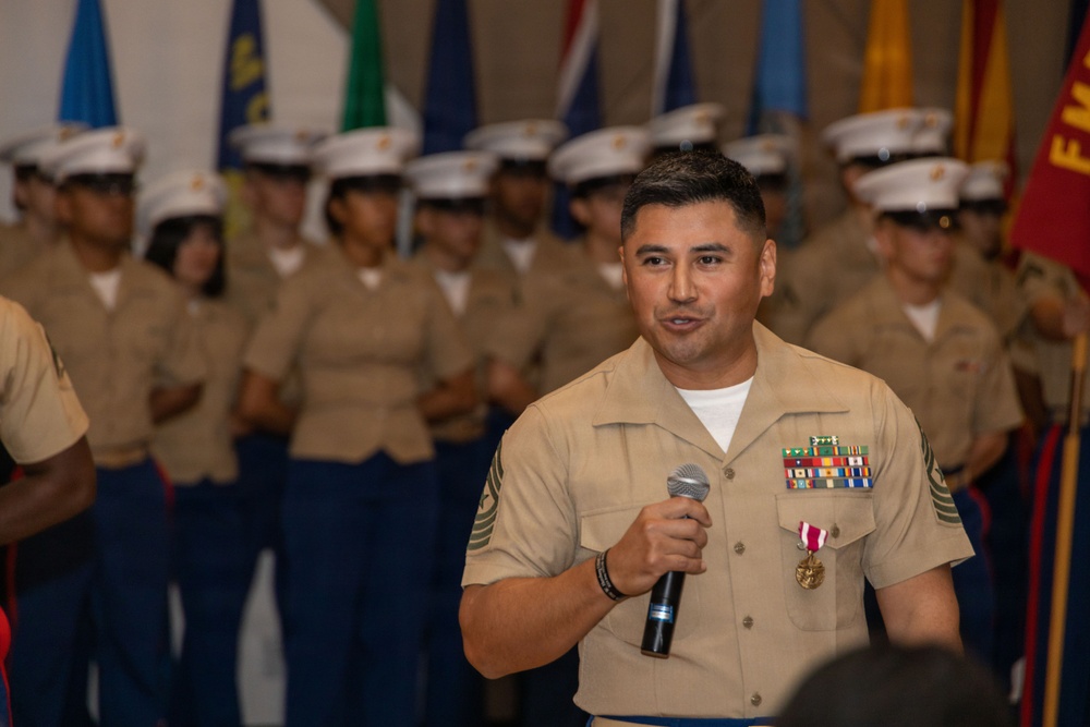 Sgt. Maj. Hernandez says goodbye to MWCS-18 during relief ceremony