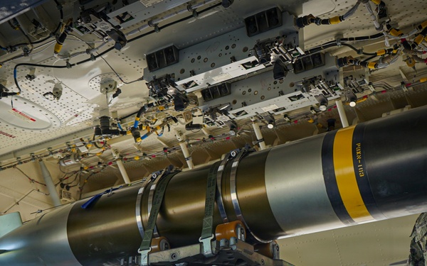 VP-26 Tridents Load Torpedo to a P-8A Poseidon