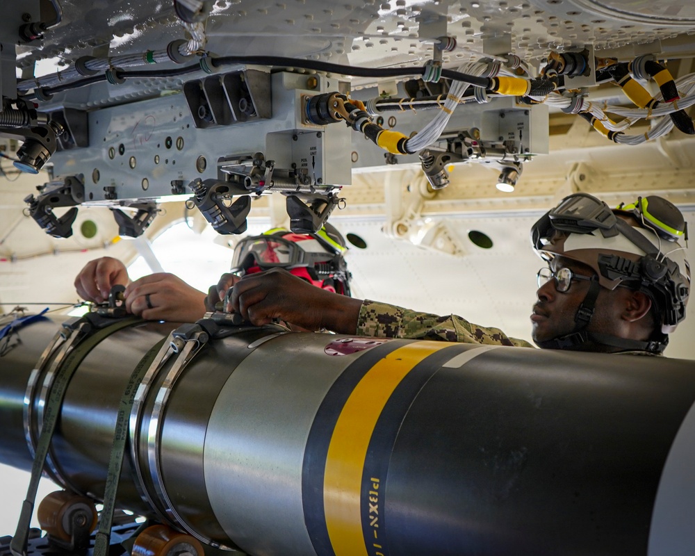 VP-26 Tridents Load Torpedo to a P-8A Poseidon