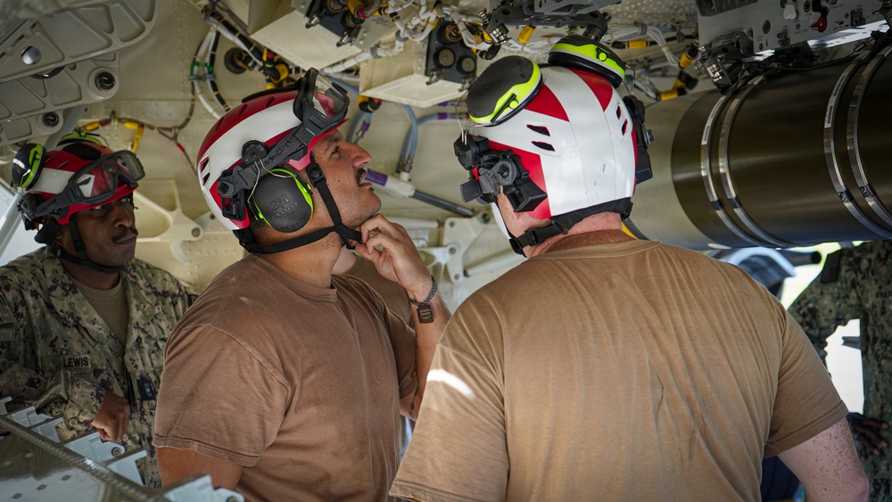 VP-26 Tridents Load Torpedo to a P-8A Poseidon