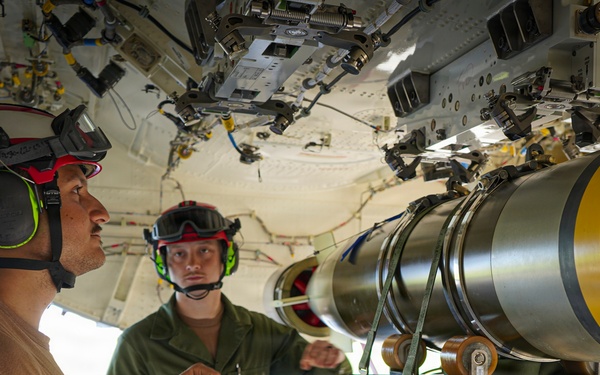 VP-26 Tridents Load Torpedo to a P-8A Poseidon