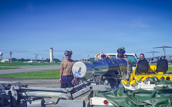 VP-26 Tridents Load Torpedo to a P-8A Poseidon