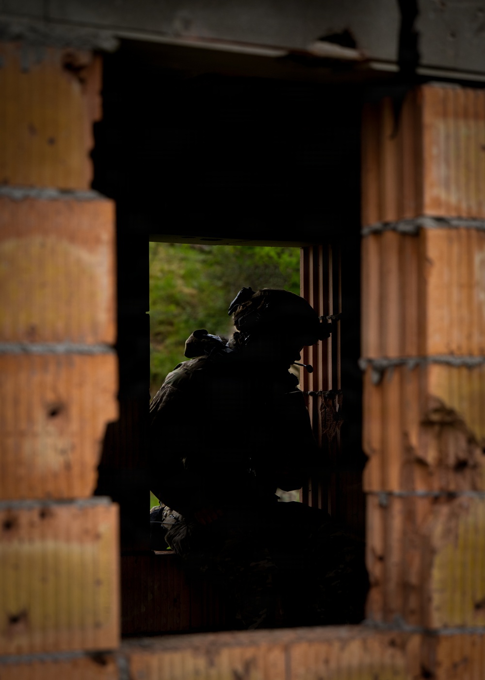 Stronger, smarter, sharper: Incirlik Airmen elevate tactical skills through European EOD exercise