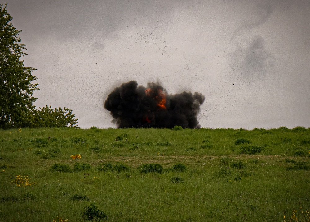 Stronger, smarter, sharper: Incirlik Airmen elevate tactical skills through European EOD exercise