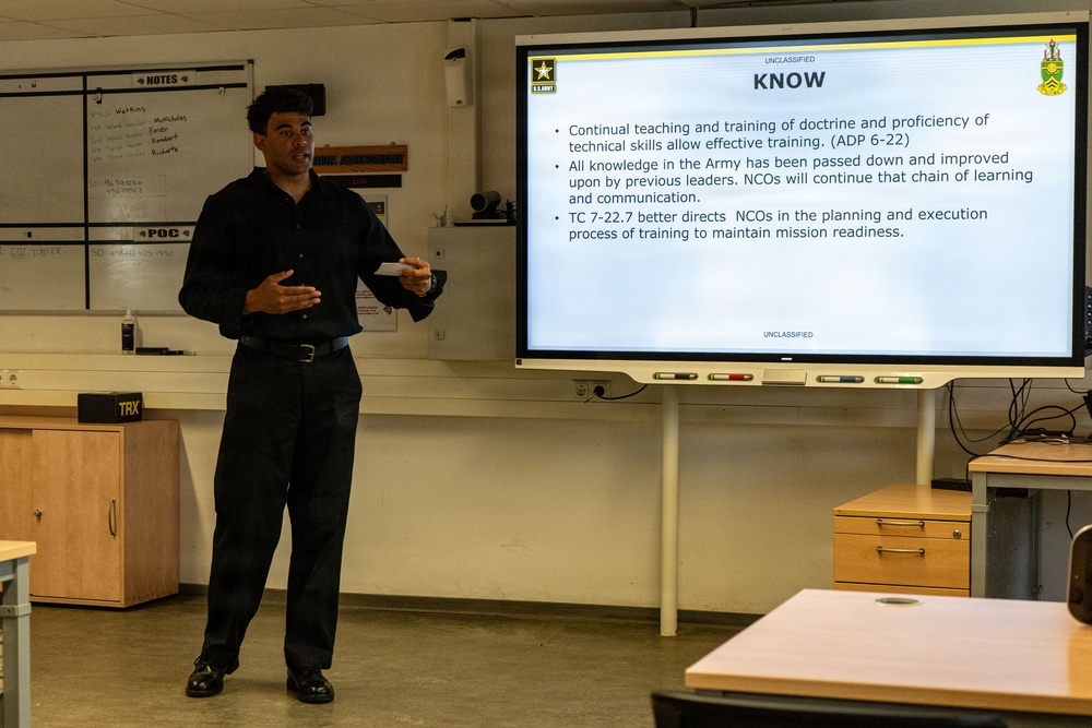 7ATC NCOA Class 06-26 Public Speaking