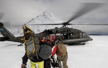 Alaska Air and Army National Guardsmen partner with Coast Guard and civilian rescue personnel during SAREX 2026