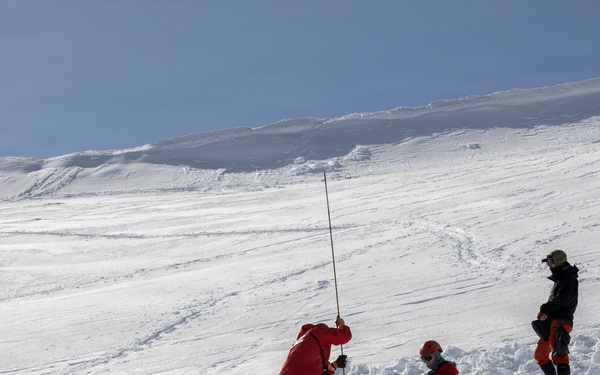 Alaska Air and Army National Guardsmen partner with Coast Guard and civilian rescue personnel during SAREX 2026