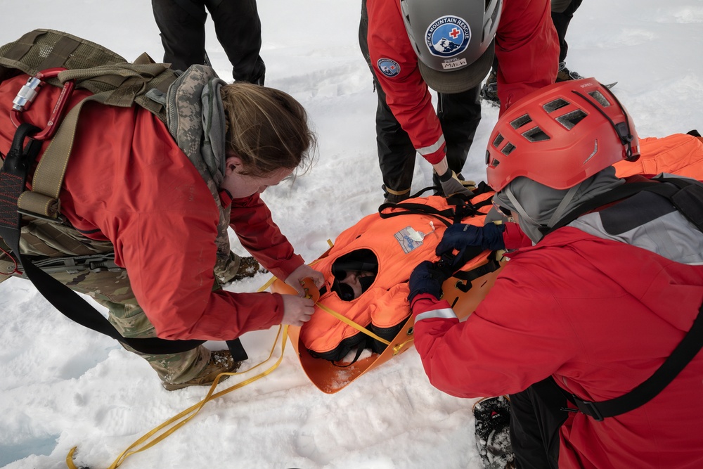 Alaska Air and Army National Guardsmen partner with Coast Guard and civilian rescue personnel during SAREX 2026