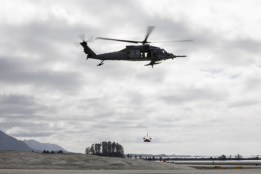 Alaska Air and Army National Guardsmen partner with Coast Guard and civilian rescue personnel during SAREX 2026