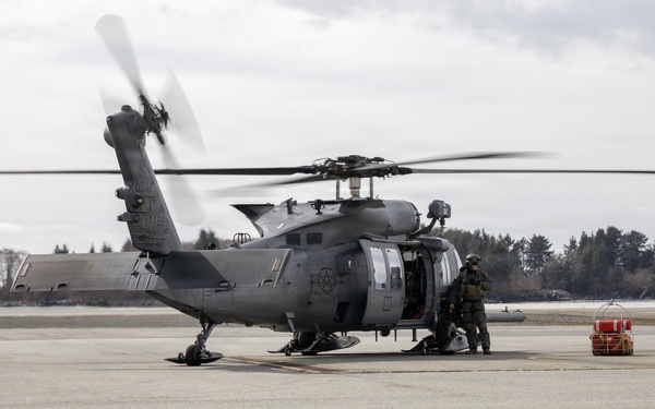 Alaska Air and Army National Guardsmen partner with Coast Guard and civilian rescue personnel during SAREX 2026