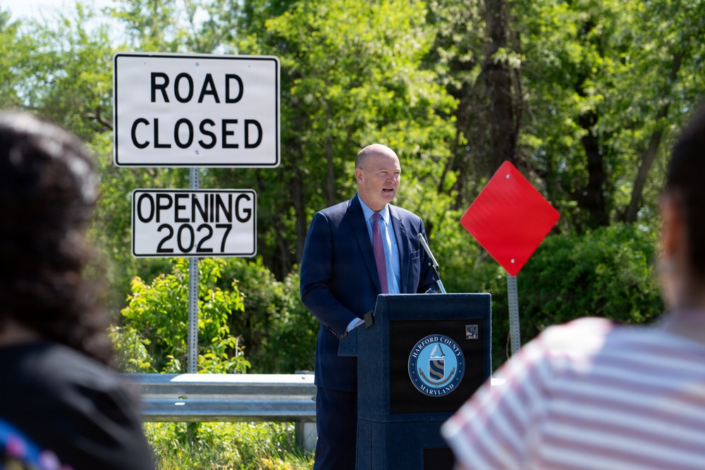U.S. Army Corps of Engineers attends Woodley Road ceremonial groundbreaking