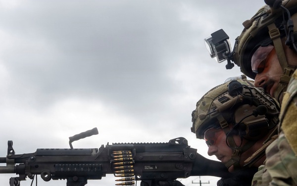 TACP Airmen go through heavy weapons training